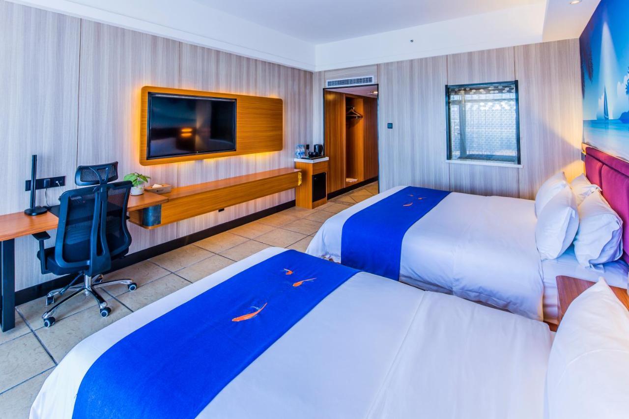 Linda Seaview Hotel Sanya Bagian luar foto