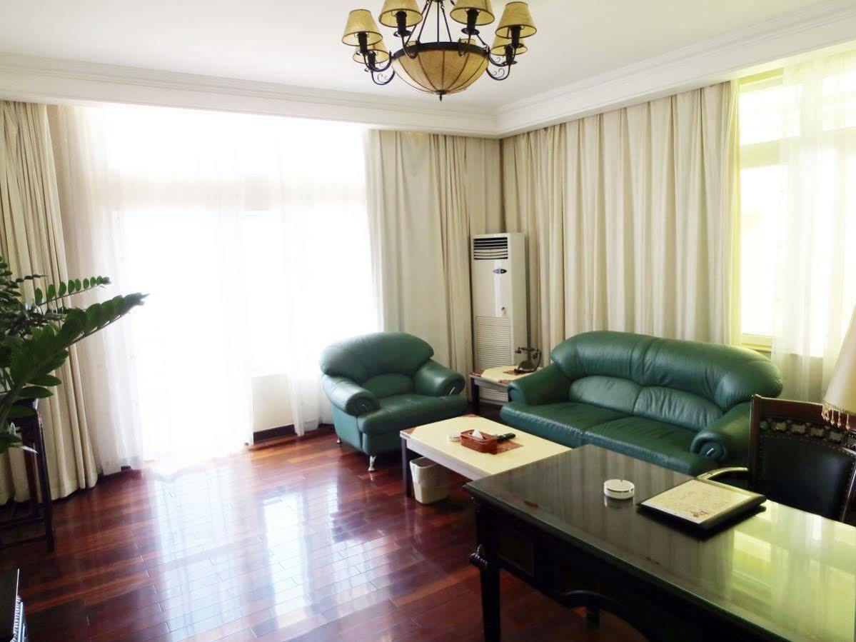 Linda Seaview Hotel Sanya Bagian luar foto