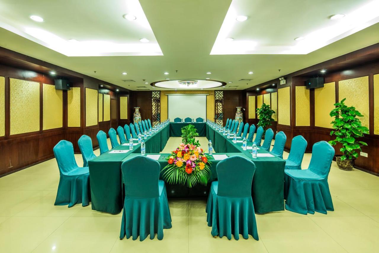 Linda Seaview Hotel Sanya Bagian luar foto